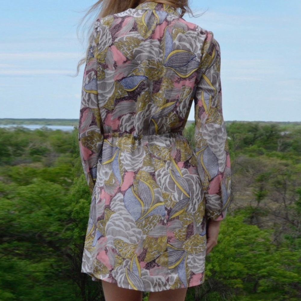shirt-tail dress - Picture 4 of 5